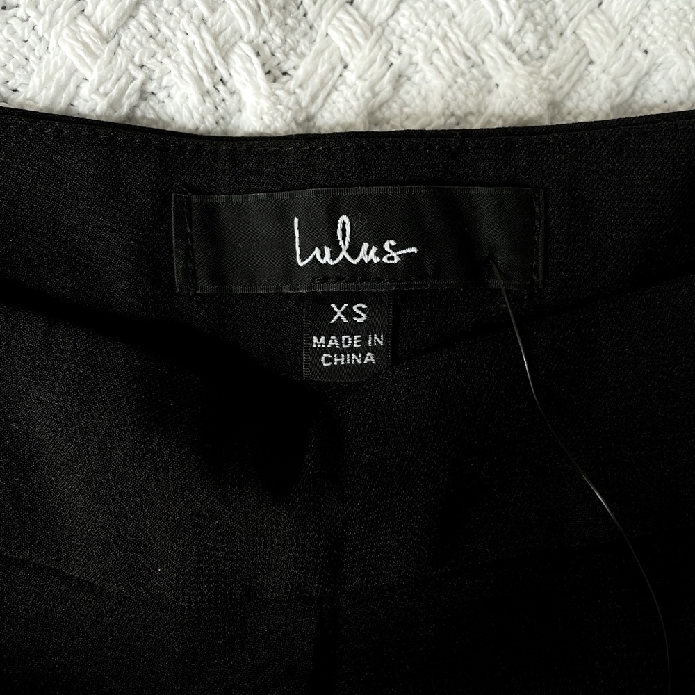 NWT Lulu’s Kick It Black High-Waisted Trouser Pants